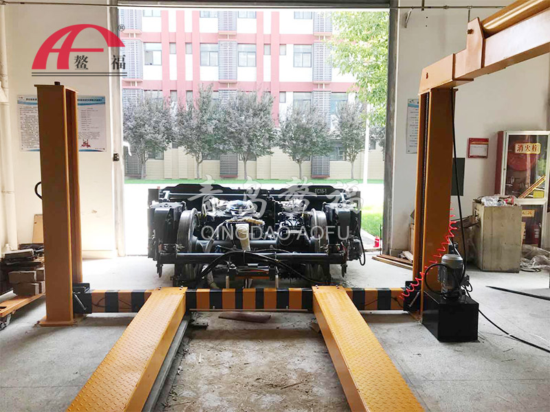 西安鐵路職業(yè)技術(shù)學(xué)院舉升機(jī)維修案例